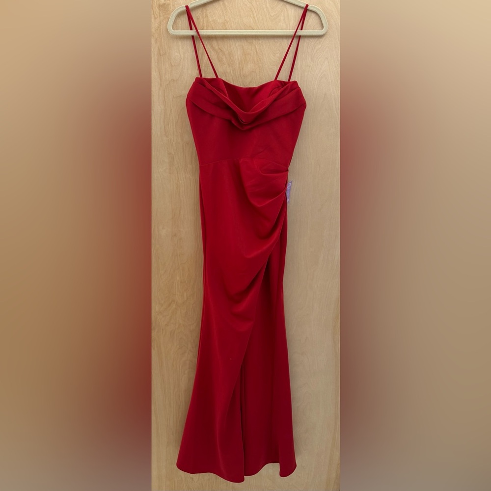 Ladivine Red Strapless Dress. - Picture 3 of 15